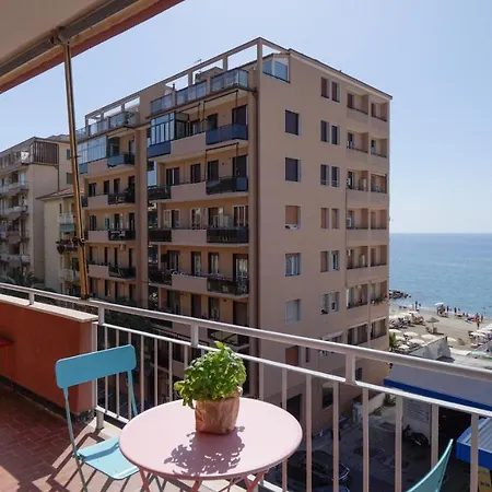 Lägenhet Babyaccommodation Family Panoramic I Pietra Ligure