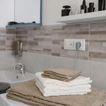 Babyaccommodation Family Panoramic I * Pietra Ligure