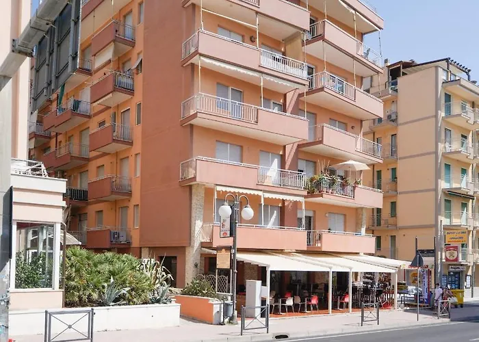 Babyaccommodation Family Panoramic I Pietra Ligure